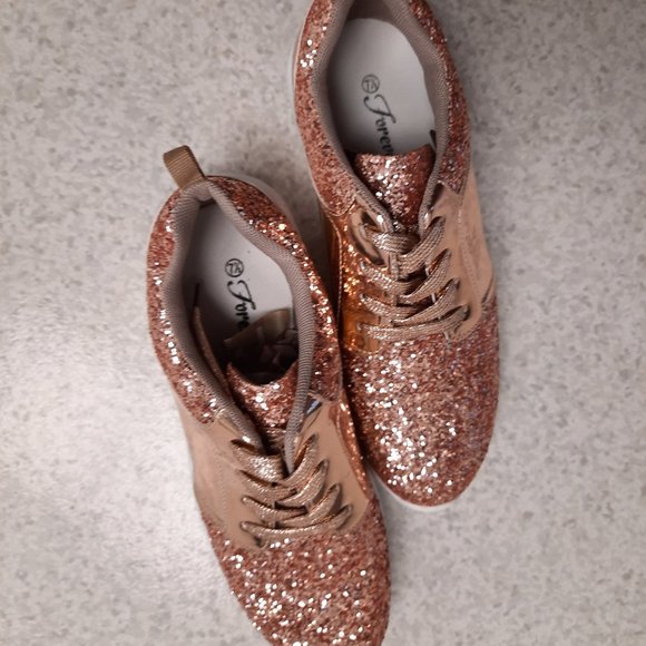 Forever Link Shoes - Rose Gold Forever Twinkle-23 Glitter Fashion Sneakers size 7 1/2